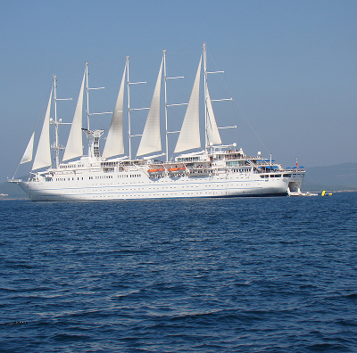 CRUZEIRO A BORDO DO WIND SURF                                                                       